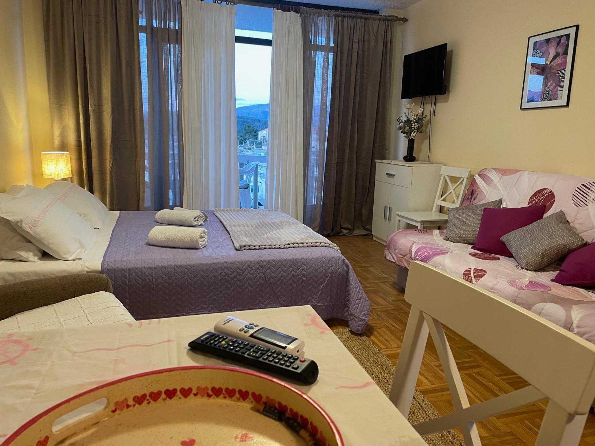 Apartments Ana By The Sea Lumbarda Extérieur photo